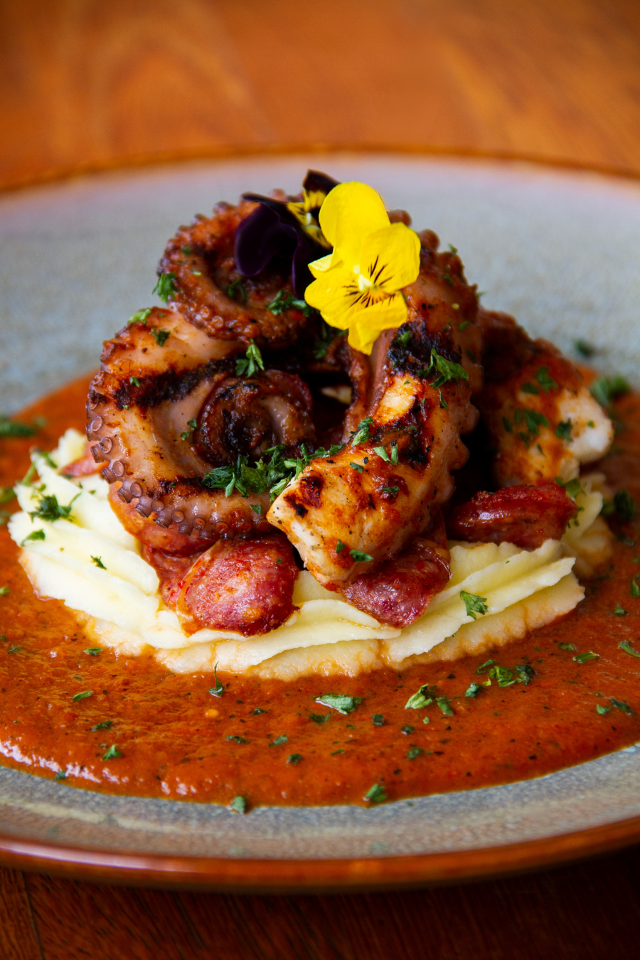 Pulpo al Romesco - especialidad de Balsámico